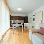 Modern Bellinzona Комо